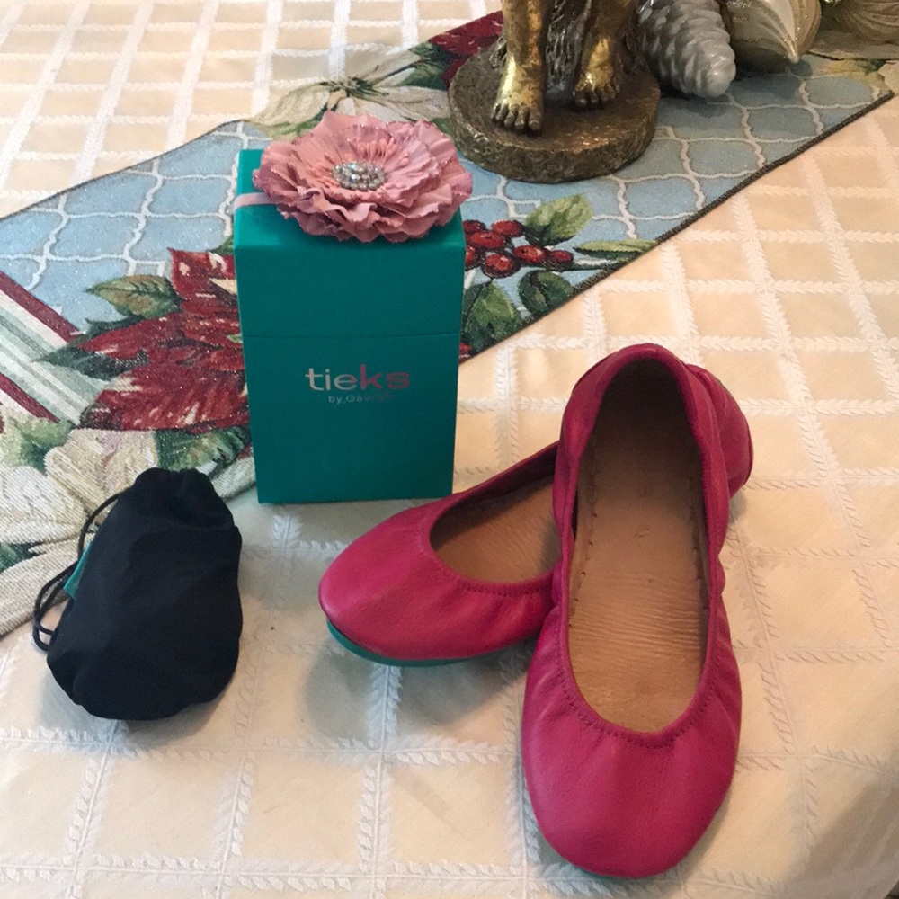 TIEKS 💐